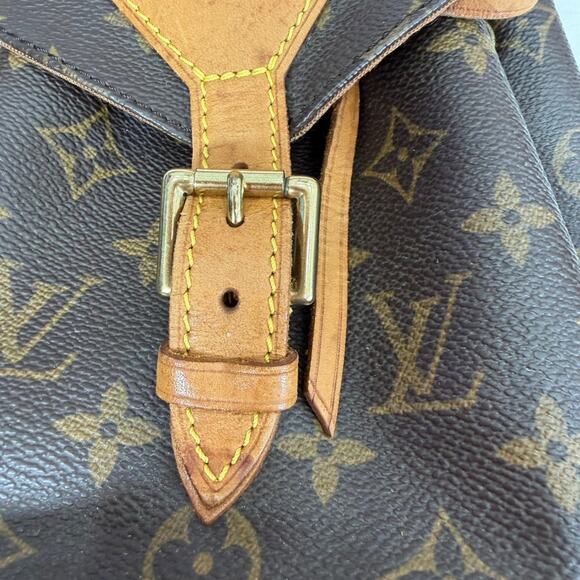 Louis Vuitton Montsouris MM Backpack in Monogram canvas - Picture 2 of 10
